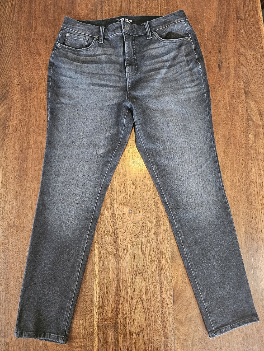 Time and Tru Black Jeans High Rise Short And Curvy Size 10